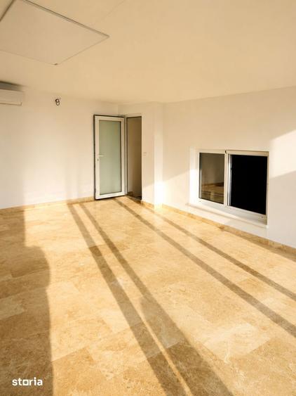 Apartament cu 4 camere în Tomis Mall