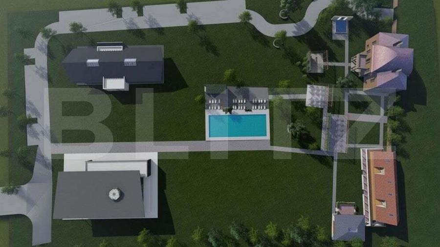 Casă cu 12 camere cu Teren 31300 Mp în Păuliș