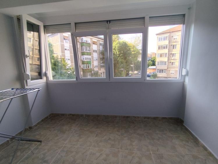 Inchiriez apartament doua camere - 5
