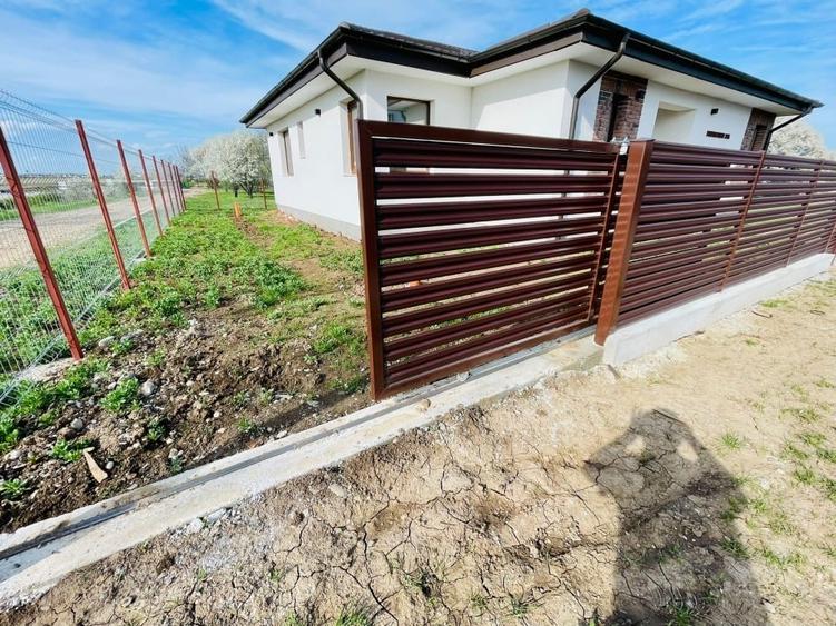 Casă individuală cu 4 camere cu Teren 500 Mp în Corbeanca