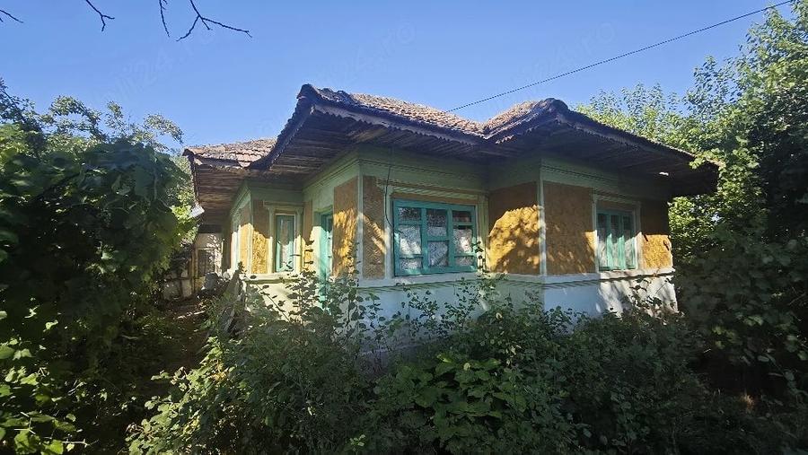 Casă cu Teren 1500 Mp în Chiselet