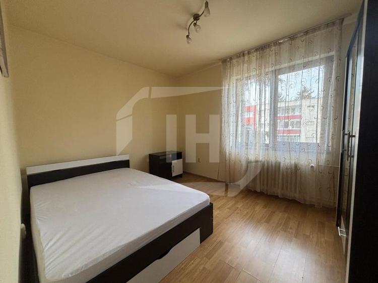 Apartament cu 3 camere semidecomandat, mobilat în Gheorgheni