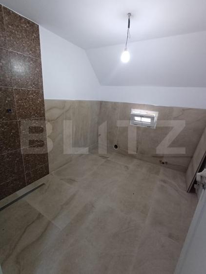 Casă individuală cu 5 camere cu Canalizare în Nord