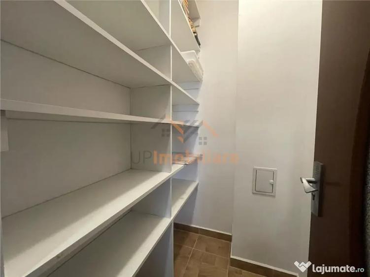 Apartament cu 3 camere decomandat în Decebal