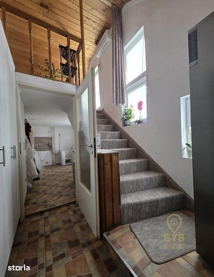 Casă cu 5 camere cu Teren 119 Mp în Girișu de Criș