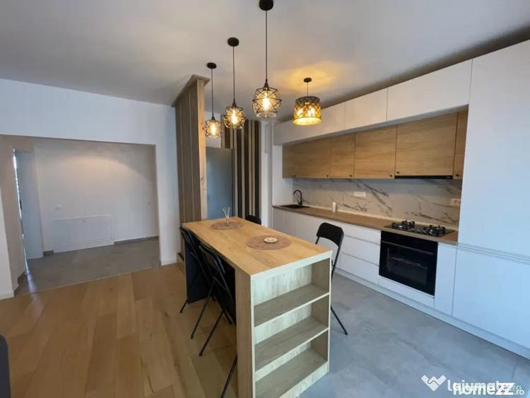 Apartament cu 3 camere decomandat în Băneasa