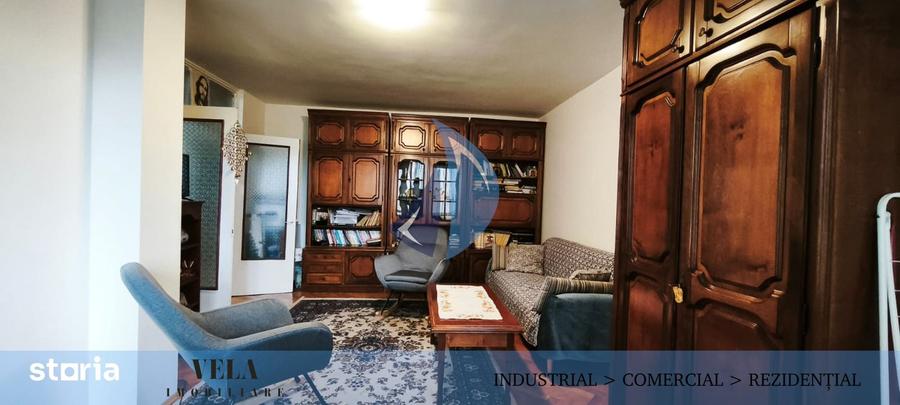 Apartament cu 3 camere decomandat în 1 Decembrie 1918