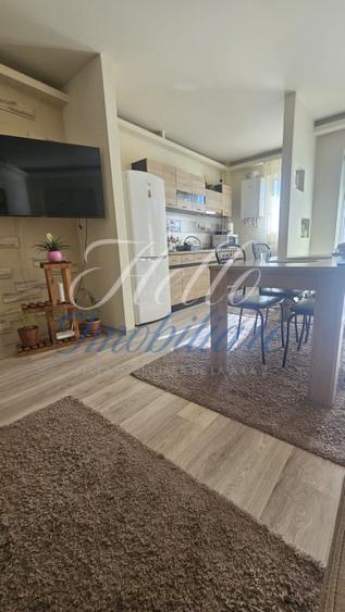 Vand apartament 3 camere 58 mp+balcoane 10mp zona Tineretului - 2