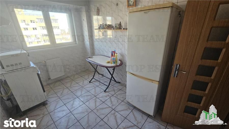 Apartament cu 3 camere, mobilat în Militari — fotografia 3