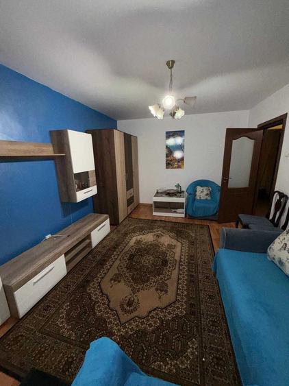 Apartament cu 2 camere decomandat în Drumul Taberei