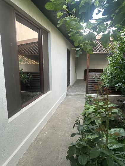 Casă cu 2 camere în Central