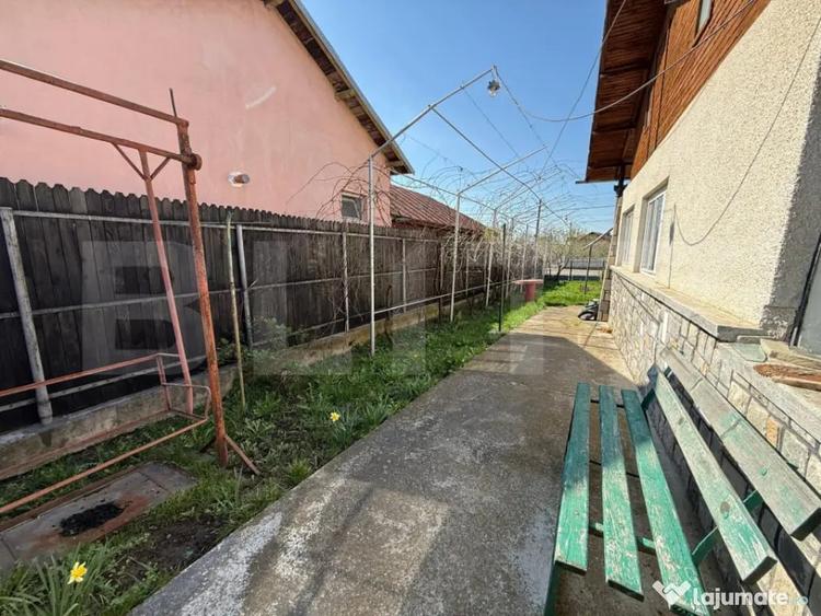 Casă cu 3 camere cu Teren 2800 Mp în Păulești