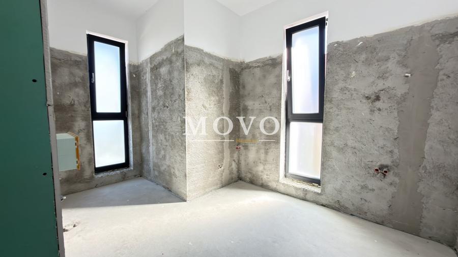 Duplex cu 4 camere cu Canalizare în Dumbrăvița