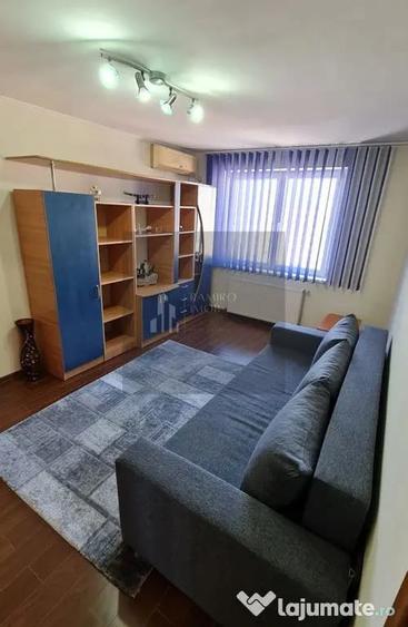 Apartament cu 2 camere decomandat în Apărătorii Patriei