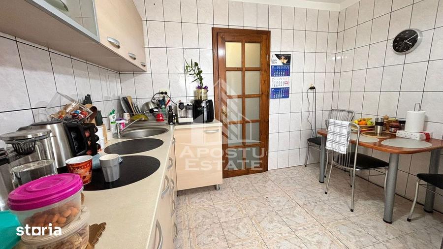 Apartament cu 3 camere decomandat, mobilat în Șagului