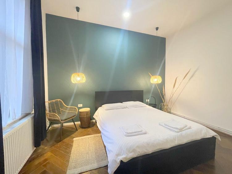 Apartament cu 2 camere semidecomandat, mobilat în Ultracentral