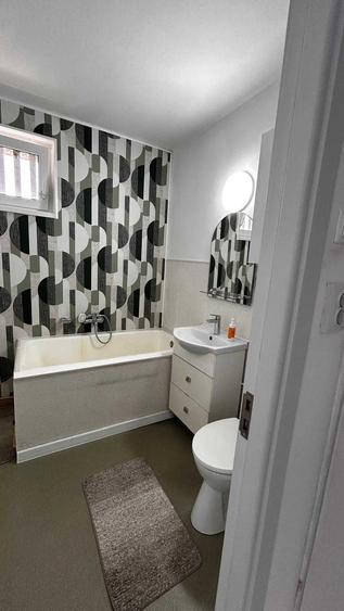 Apartament cu 2 camere semidecomandat în Central