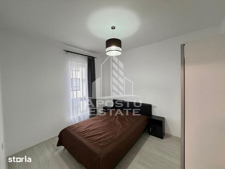 Apartament cu 3 camere, mobilat în Central