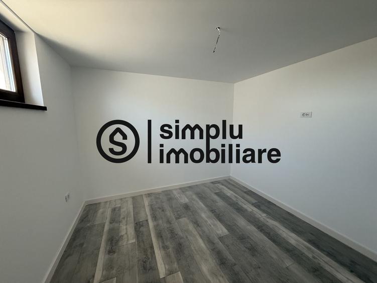 Casă individuală cu 4 camere cu Teren 246 Mp în Exterior Est