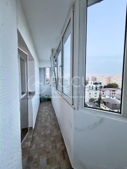 Apartament cu 2 camere decomandat, mobilat în Tei