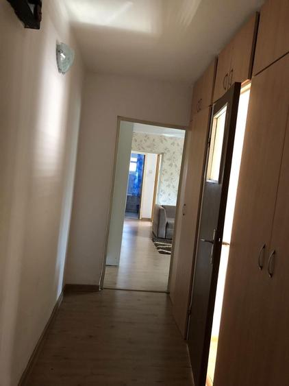 Apartament 3 camere, renovat, etaj 1 Zimnicea - 10