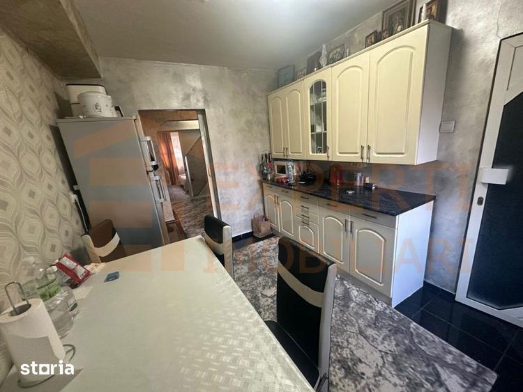 Apartament cu 4 camere, mobilat în Inel I