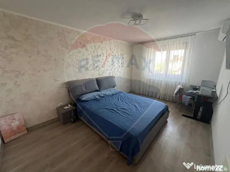 Casă cu 4 camere cu Teren 300 Mp în Central