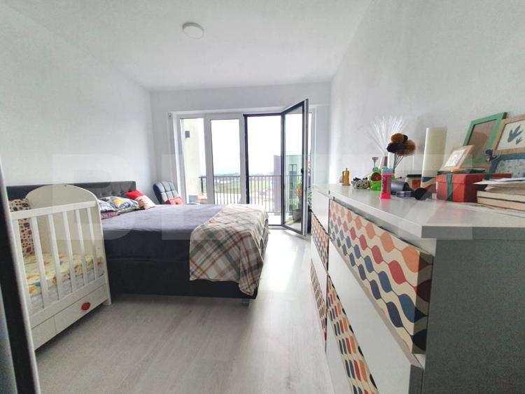 Apartament cu 3 camere decomandat, mobilat în Triaj