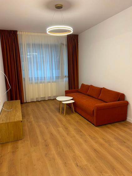 Apartament cu 2 camere decomandat în Metalurgiei