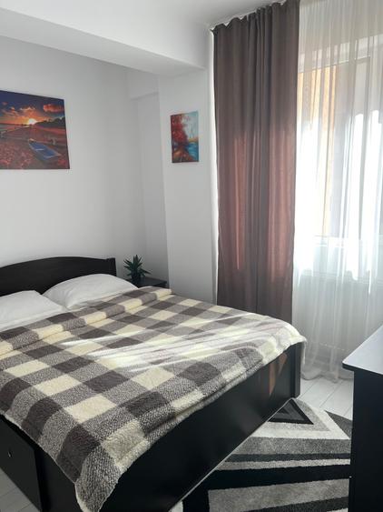 Apartament cu 2 camere decomandat în Exterior Vest