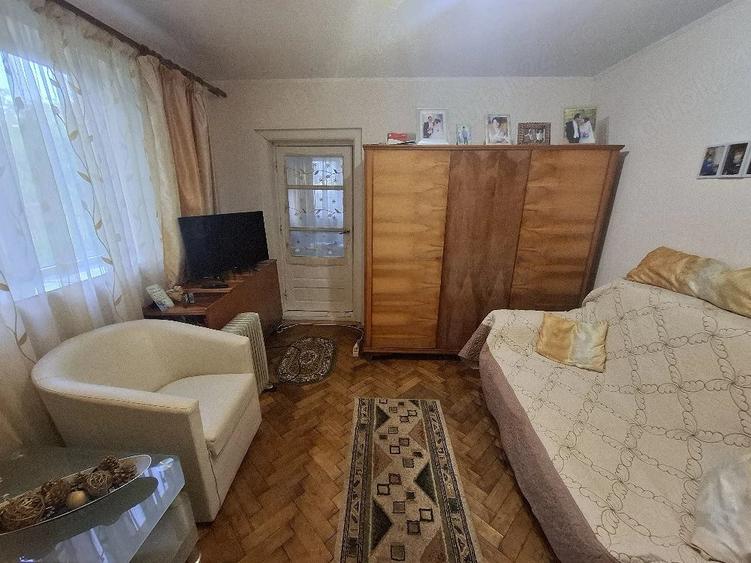 Casă cu Teren 3169 Mp în Olteni