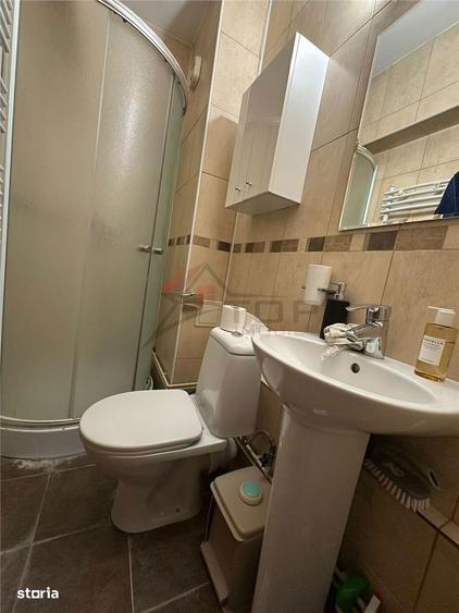 Apartament cu 3 camere decomandat în Canta