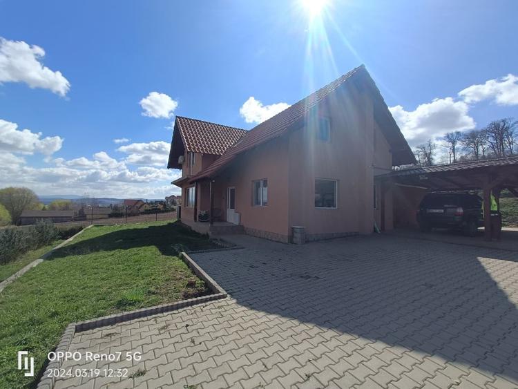 Casă individuală cu 4 camere cu Canalizare în Reghin