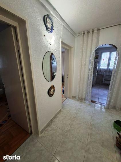 Apartament 3 camere bloc H metrou N. Grigorescu - 15