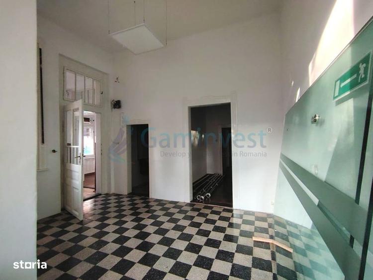 Apartament cu 4 camere în Ultracentral