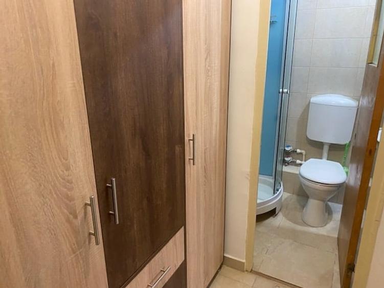 Apartament cu 3 camere semidecomandat în Ștefan cel Mare