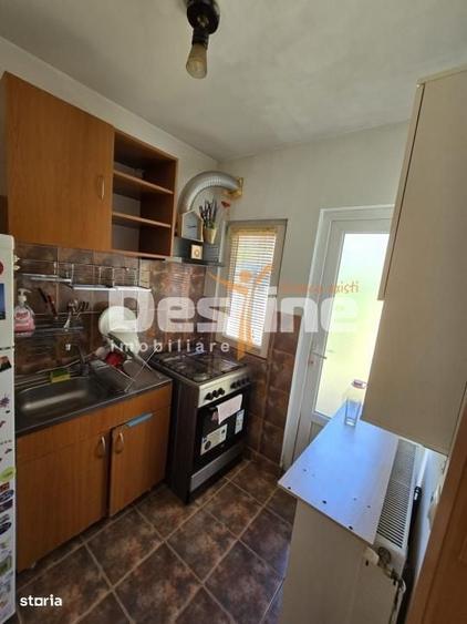 Casă cu 3 camere cu Teren 170 Mp în Central
