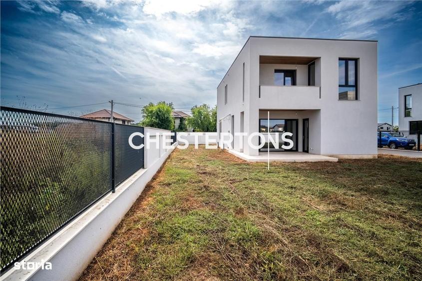 Casă cu 4 camere cu Teren 450 Mp în Brănești