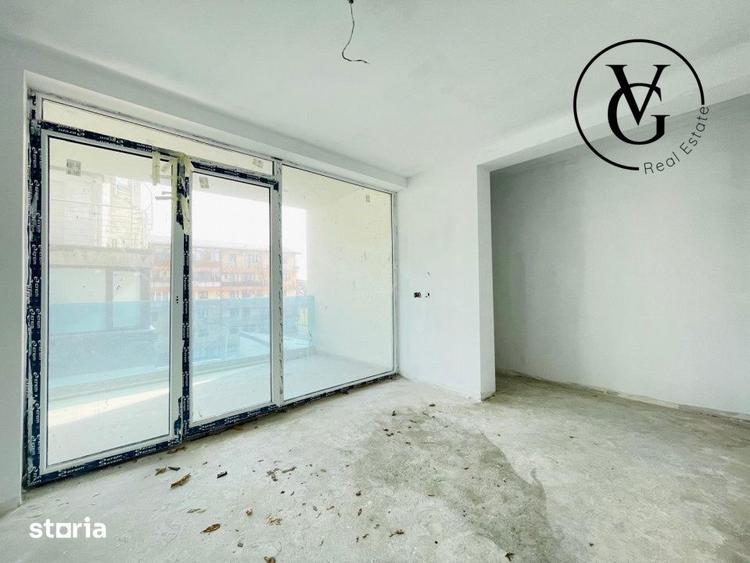Apartament cu 2 camere semidecomandat în Tei