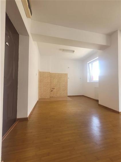 Apartament 2 camere, Balcon Generos, zona Lidl Baba Novac, la BN-uri - 8