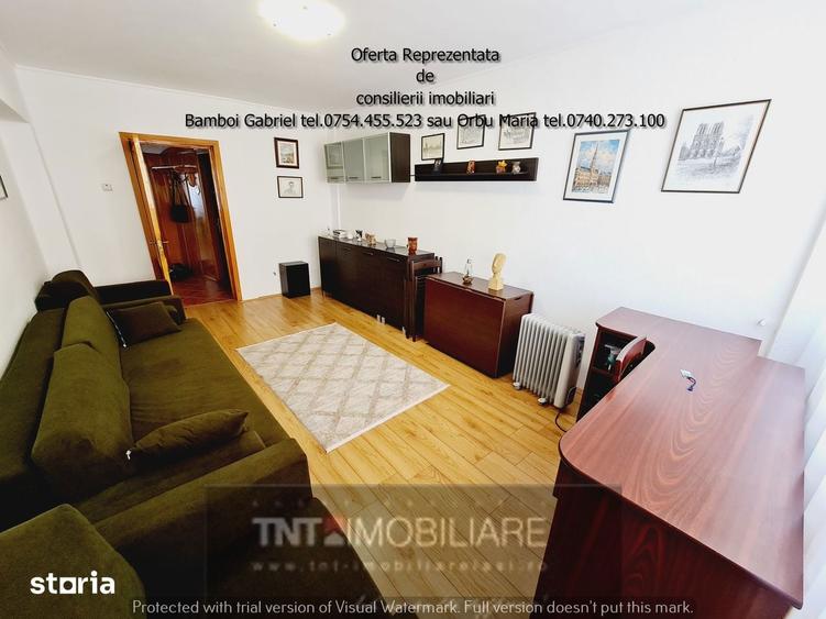 Apartament cu 4 camere decomandat în Piața Unirii