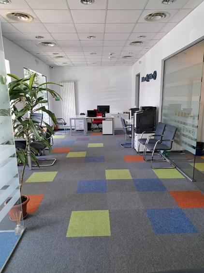 Spațiu comercial, de 135 mp, în Central