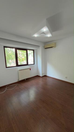 Apartament cu 3 camere decomandat în Octavian Goga