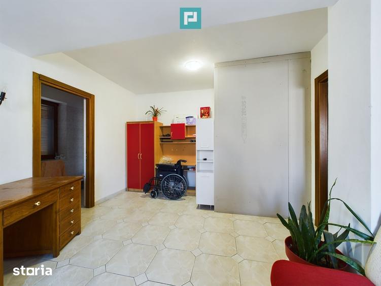 Casă cu 5 camere cu Teren 487 Mp în Mehala