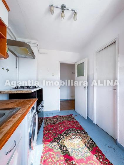 Apartament cu 2 camere semidecomandat în Piața Centrală
