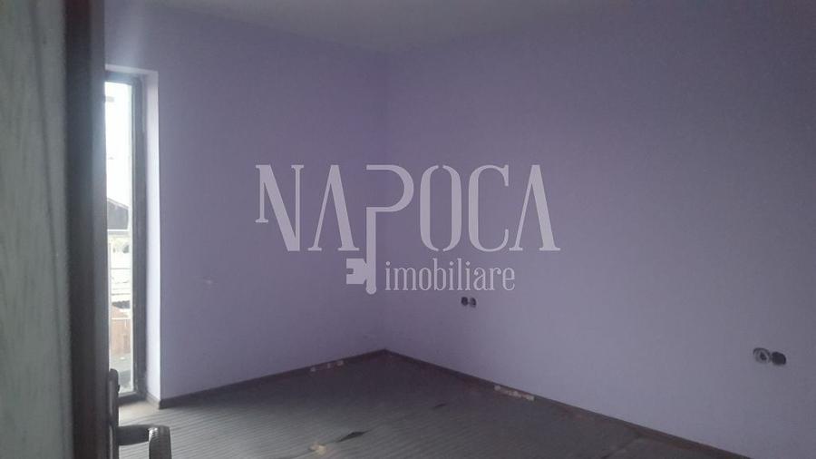 Casă individuală cu 7 camere cu Canalizare în Someșeni