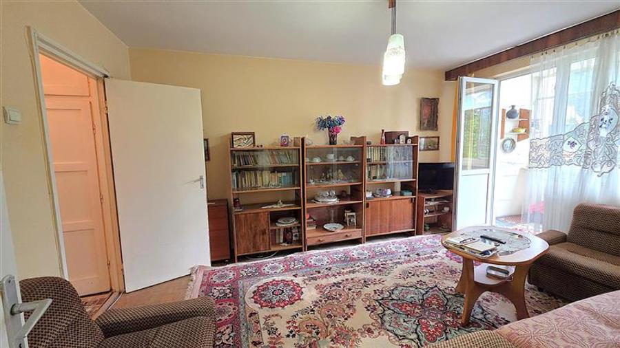Apartament cu 2 camere circular în Astra