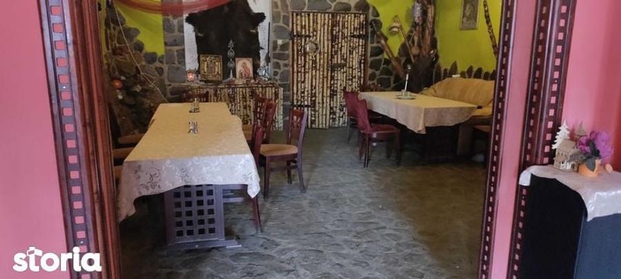 Casă cu 4 camere cu Teren 860 Mp în Coman