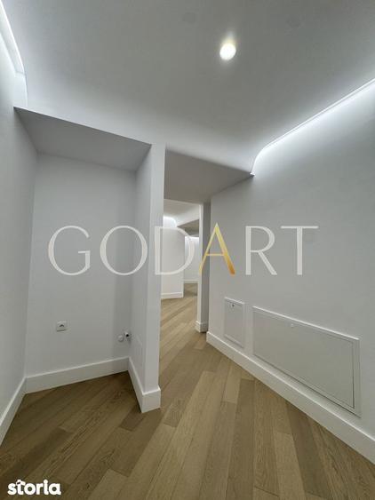 Apartament cu 3 camere în Iancu Nicolae
