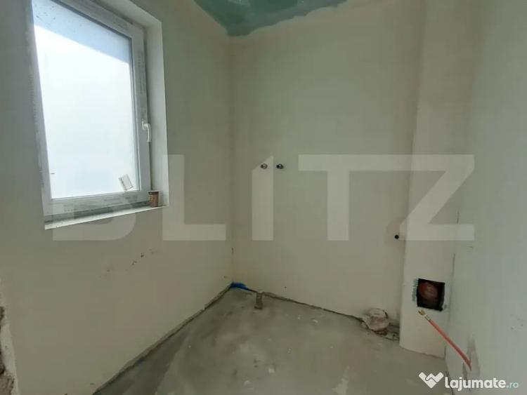 Casă cu 5 camere cu Teren 250 Mp în Central